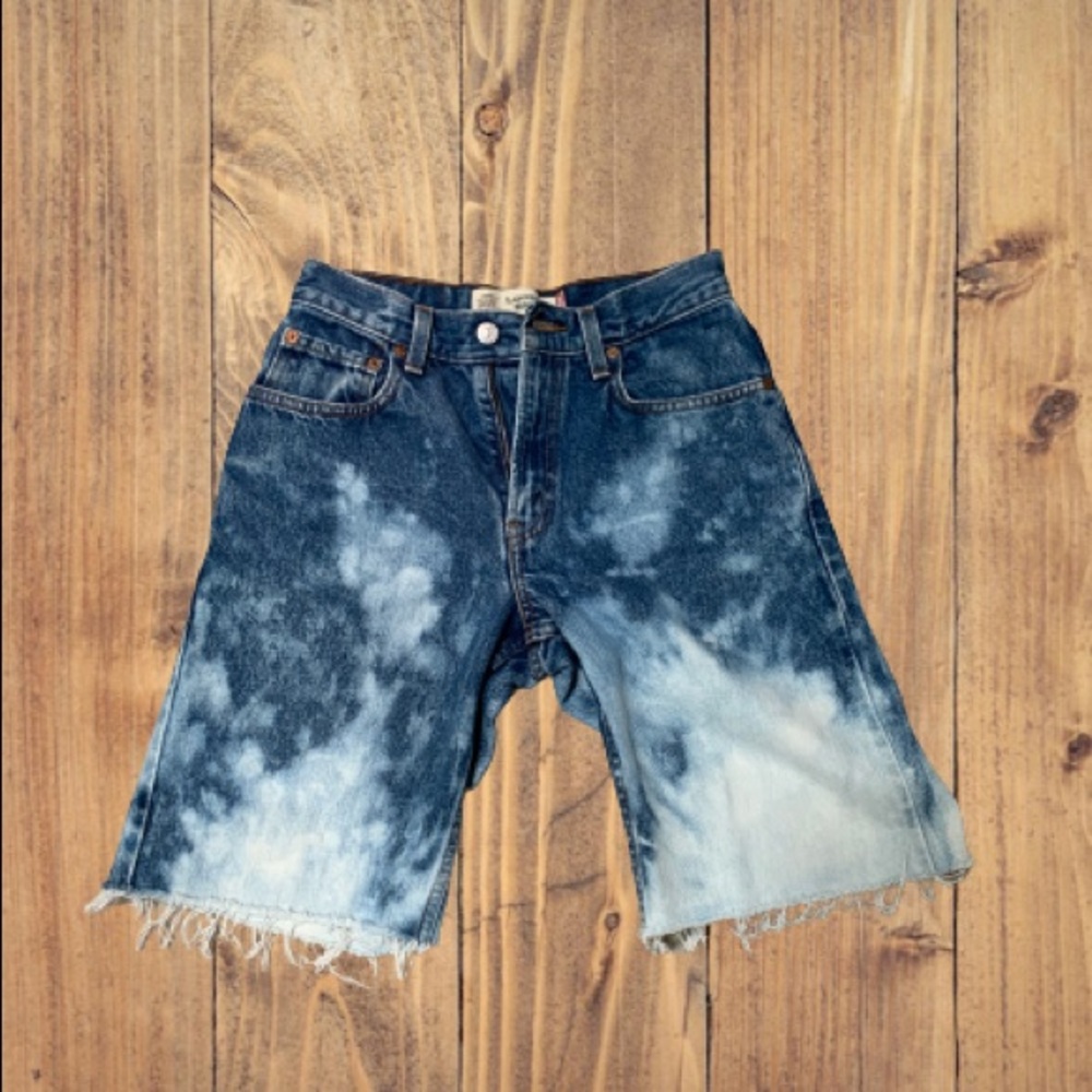 Levi shorts